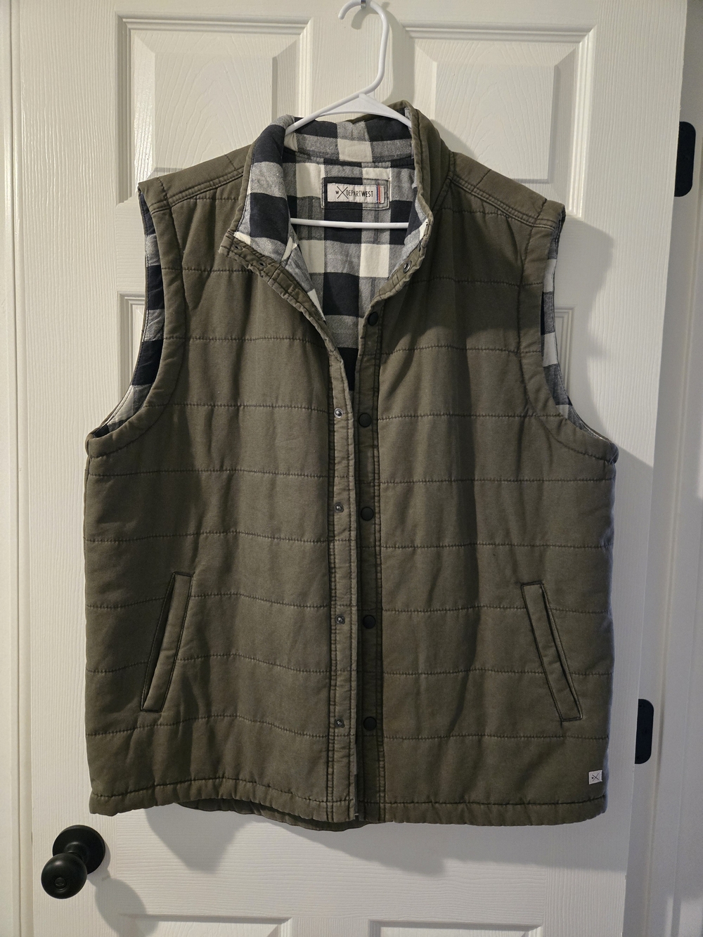 Depart West Olive Quilted Men's Sleeveless Vest with Plaid Lining